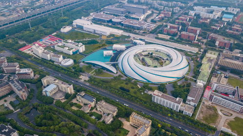 為中國原始創(chuàng)新提供 國之利器 ,上海已建在建和規(guī)劃的大科學(xué)設(shè)施達(dá)20個